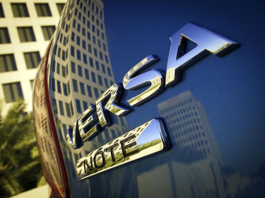  Nissan Versa Note 2014 года  (фото 69 из 137)